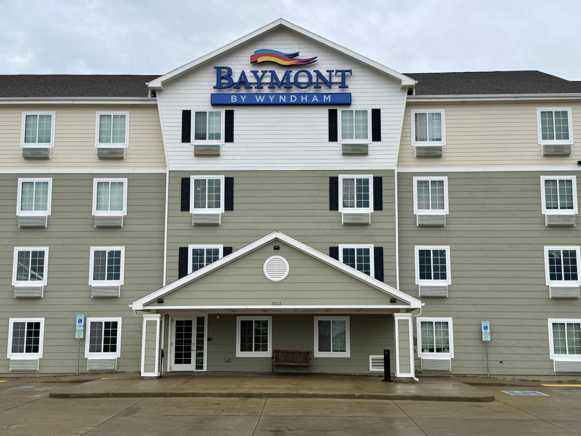 Hotel Baymont By Wyndham Dickinson