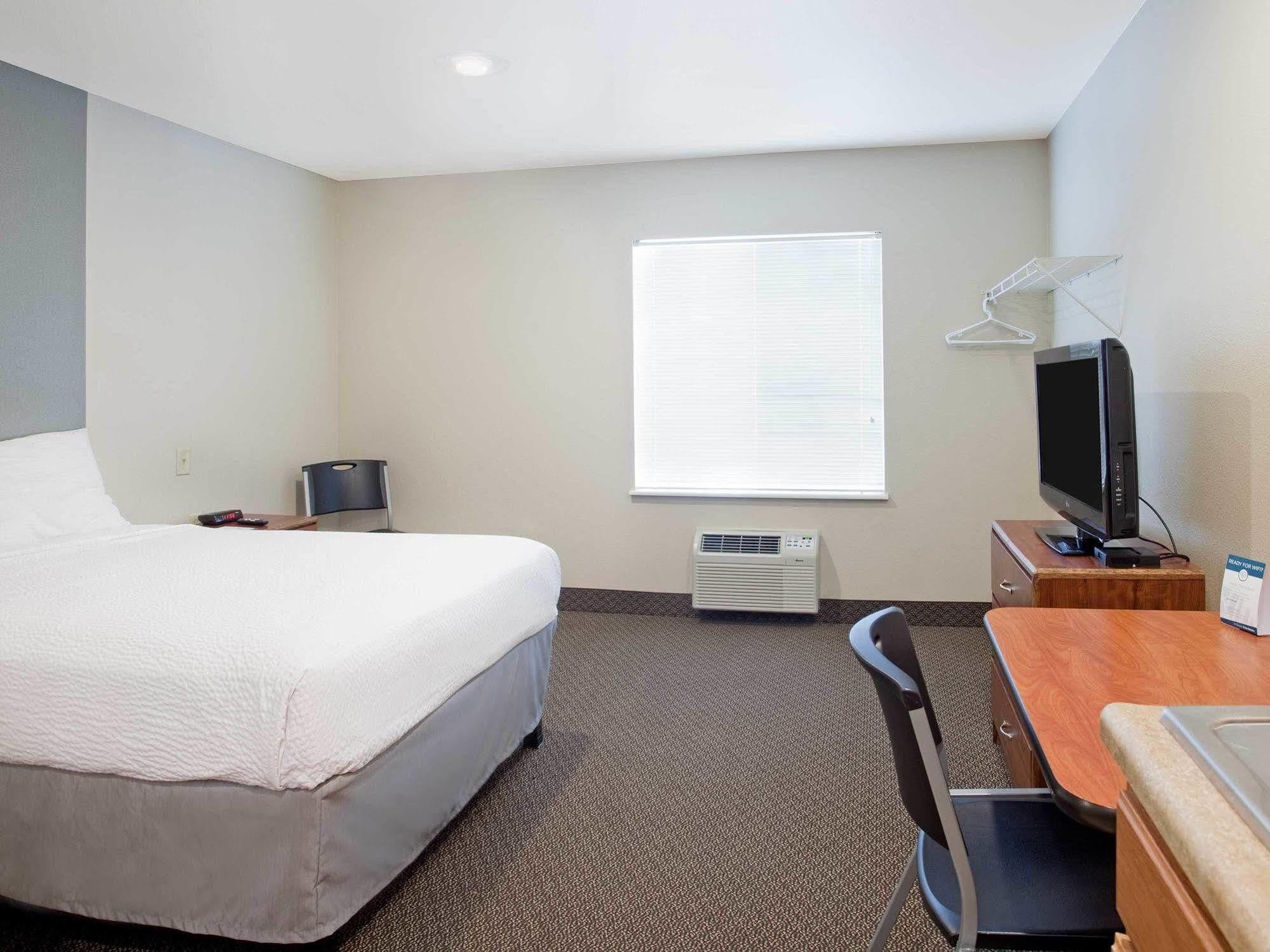 Hotel Baymont By Wyndham 2*